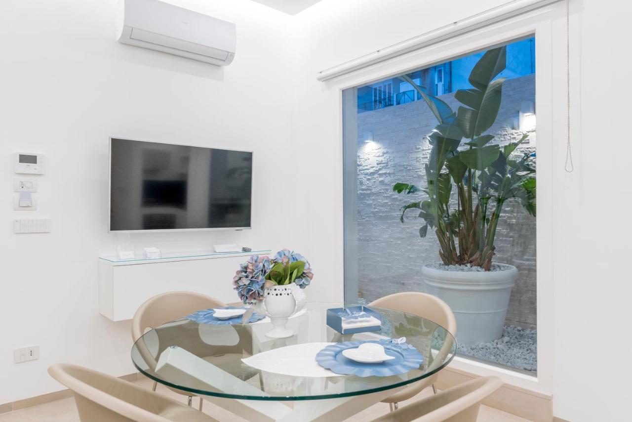 Romantic Suite Monopoli Exterior photo